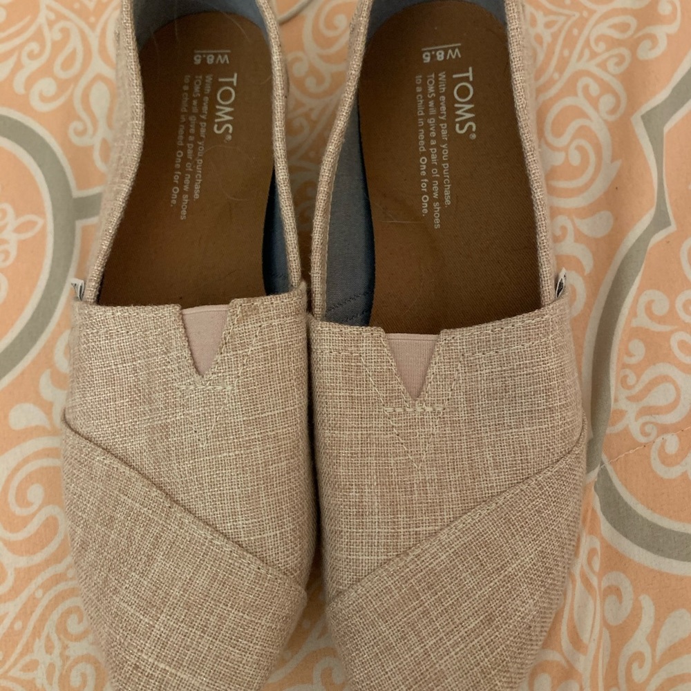 Toms Slip ons